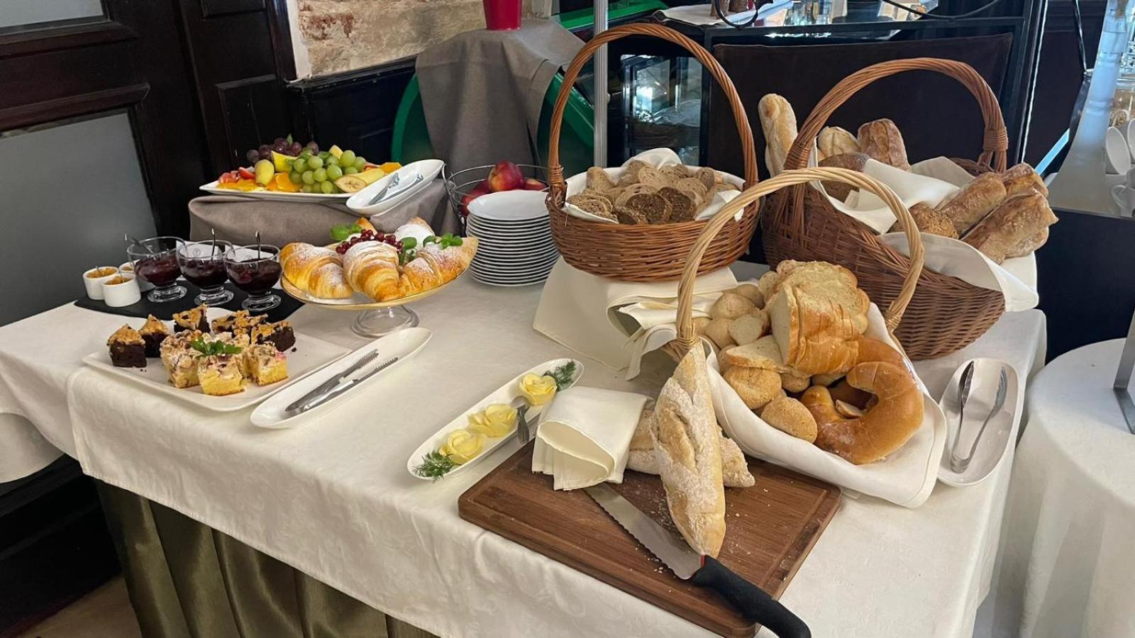 Hotel Zamkowy فاوبجه المظهر الخارجي الصورة